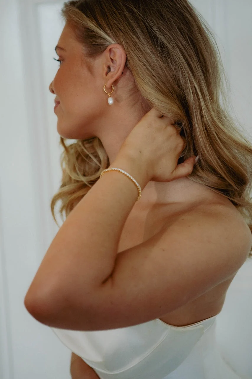 Aura Pearl Hoop Earrings in Silver - Image 6