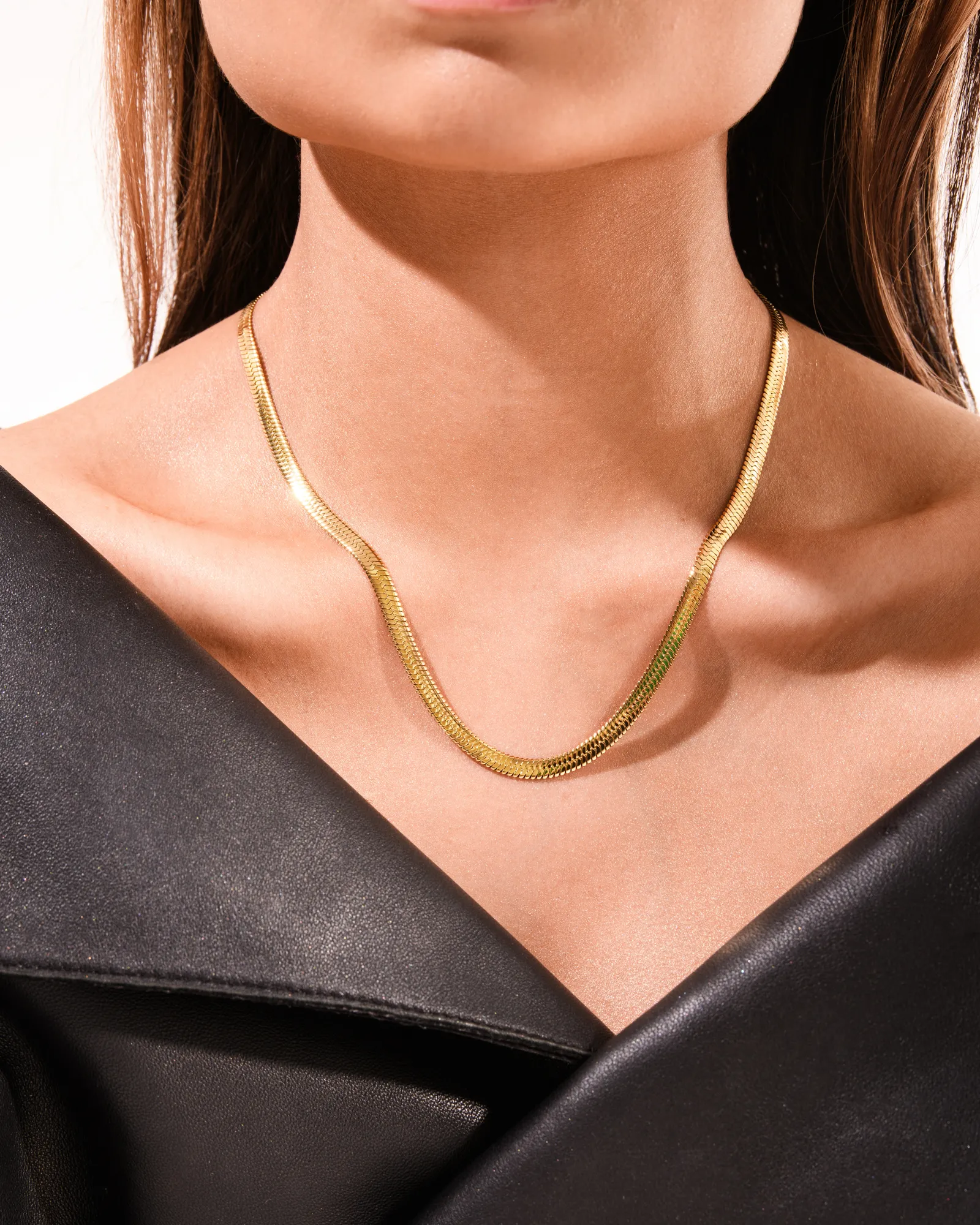 Bold Herringbone Necklace Gold - Image 2