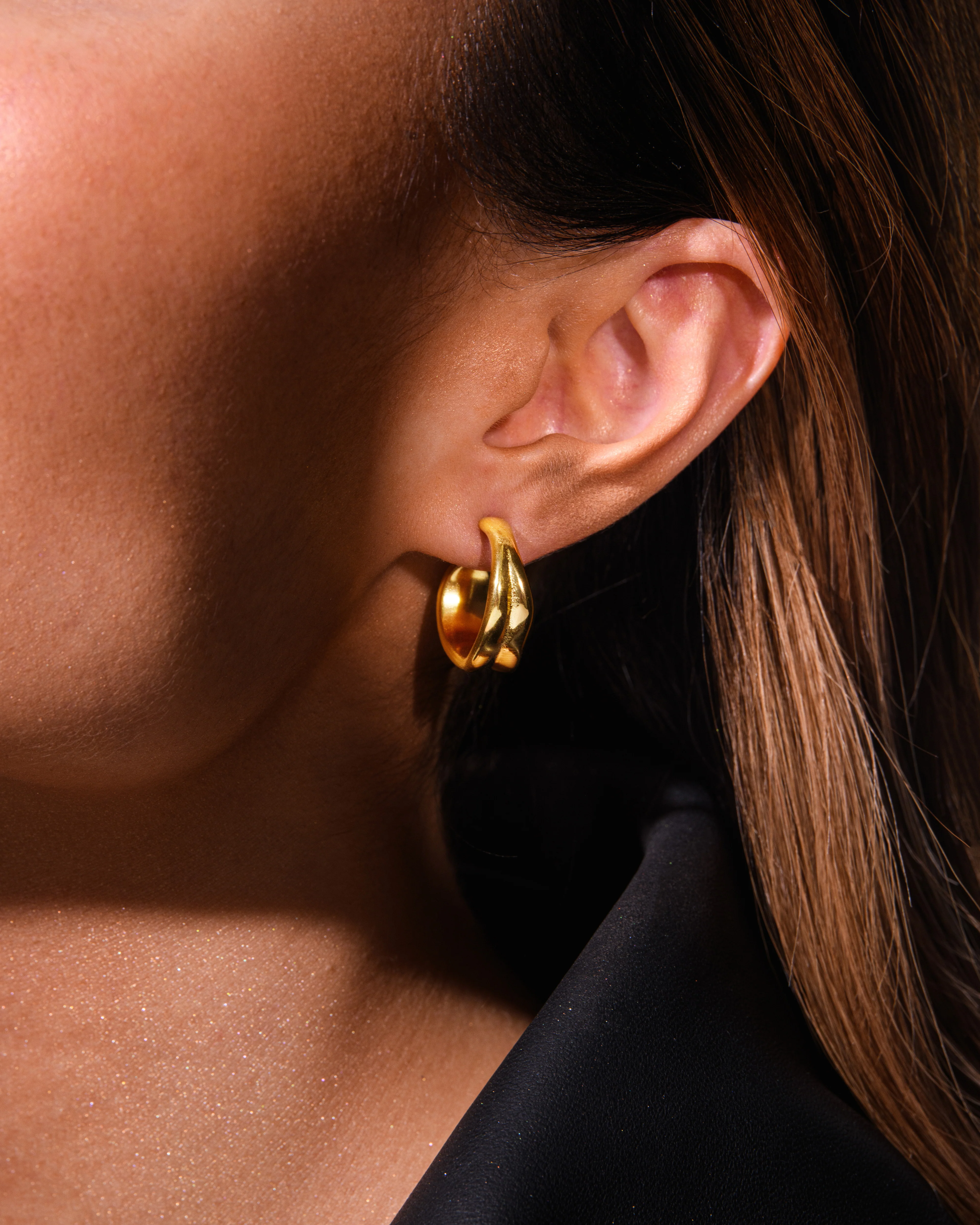 Layered Luxe Necklace Gold + FREE Épique Small Earrings - Image 5