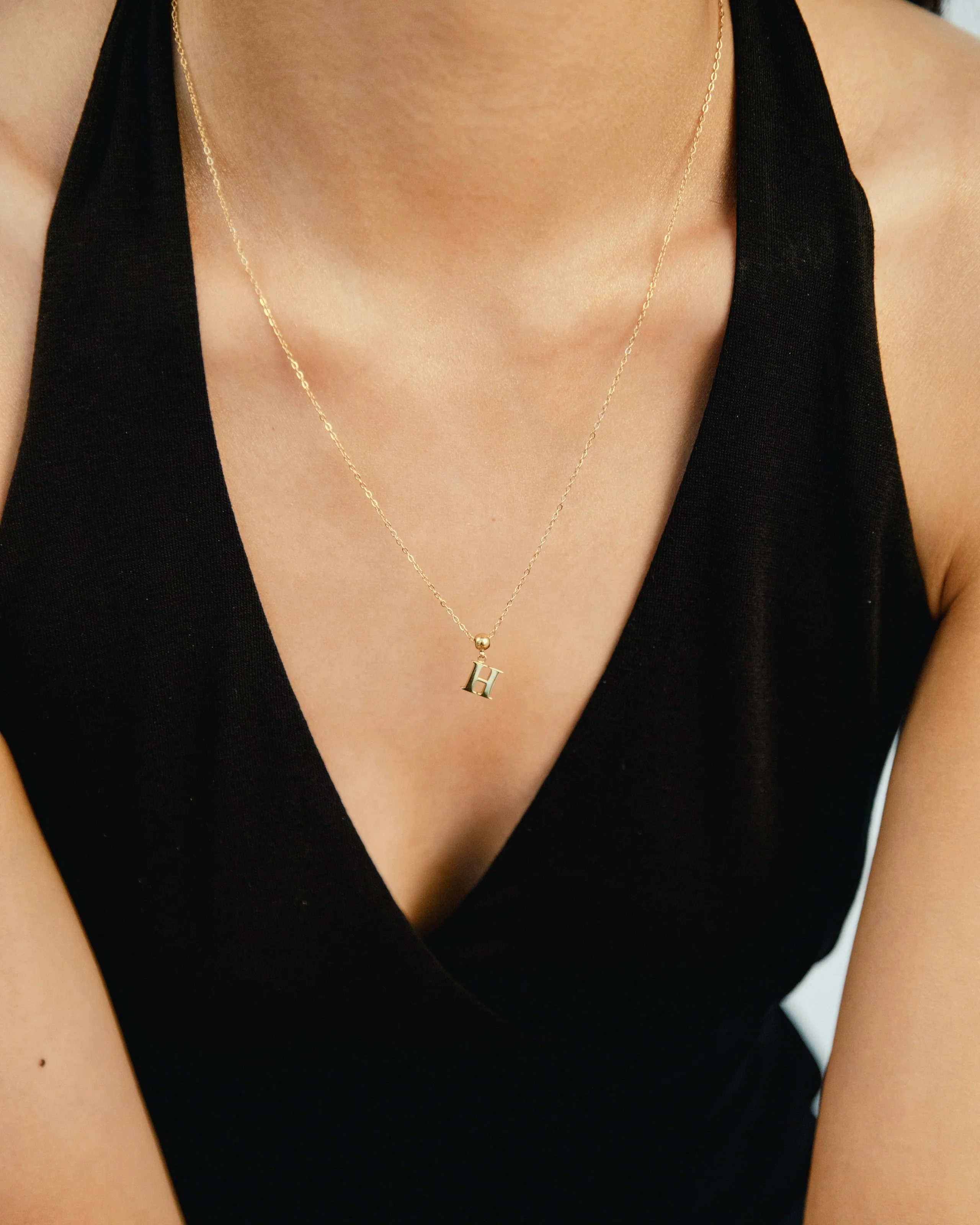 H Classic Initial Charm Gold - Image 6