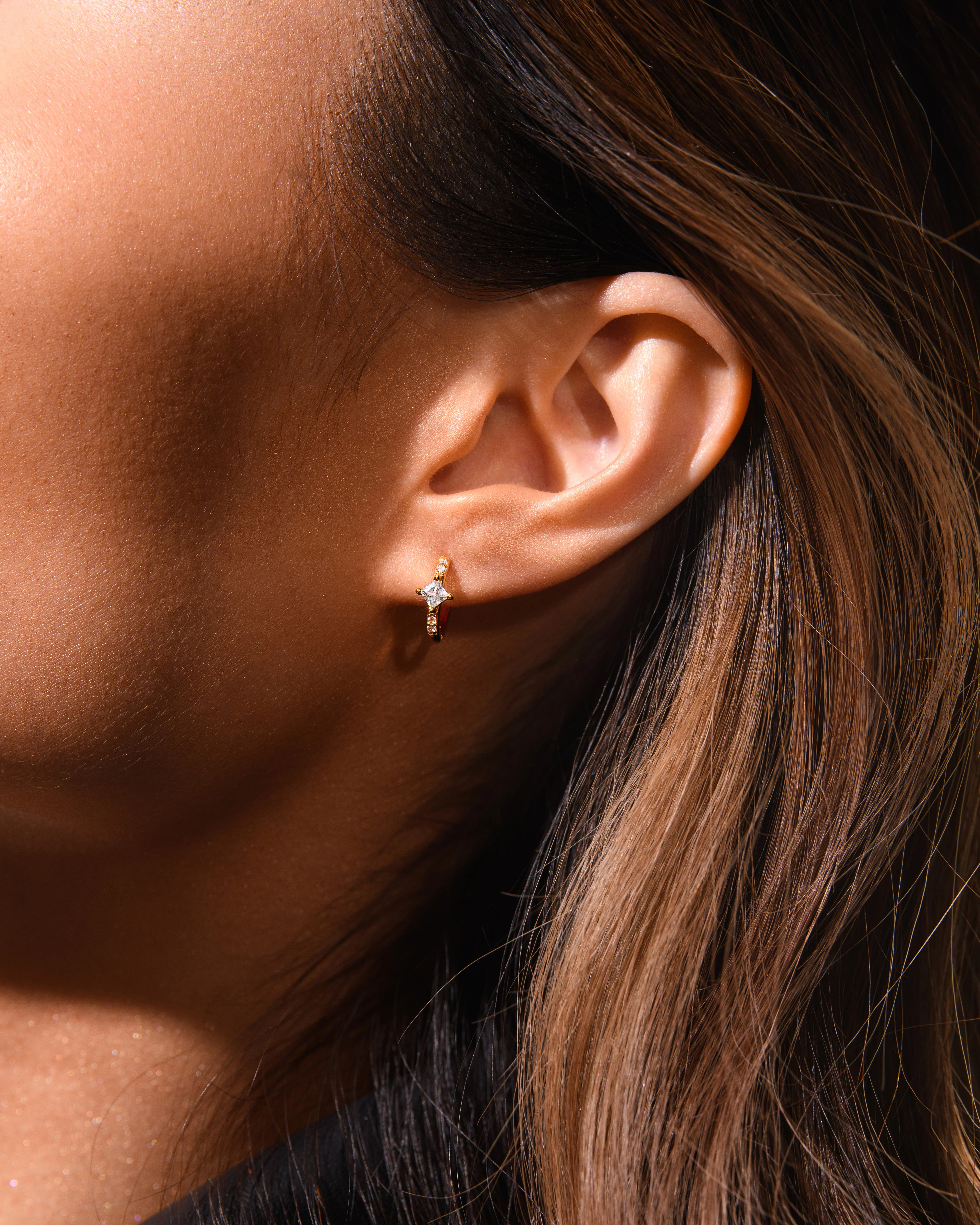 Halo Hoop Earrings Gold - Image 4