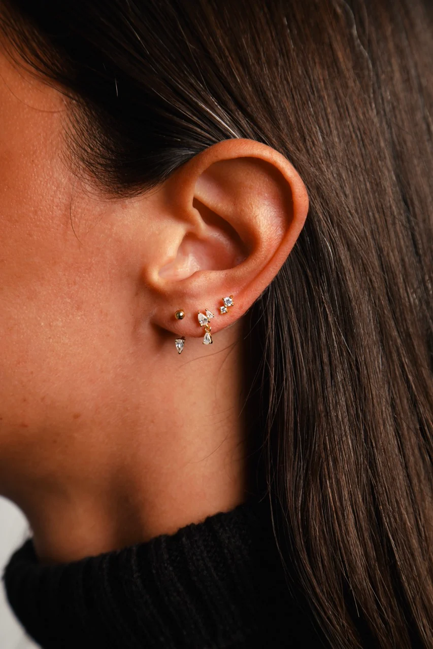 Illusion Stud Earrings Silver - Image 6