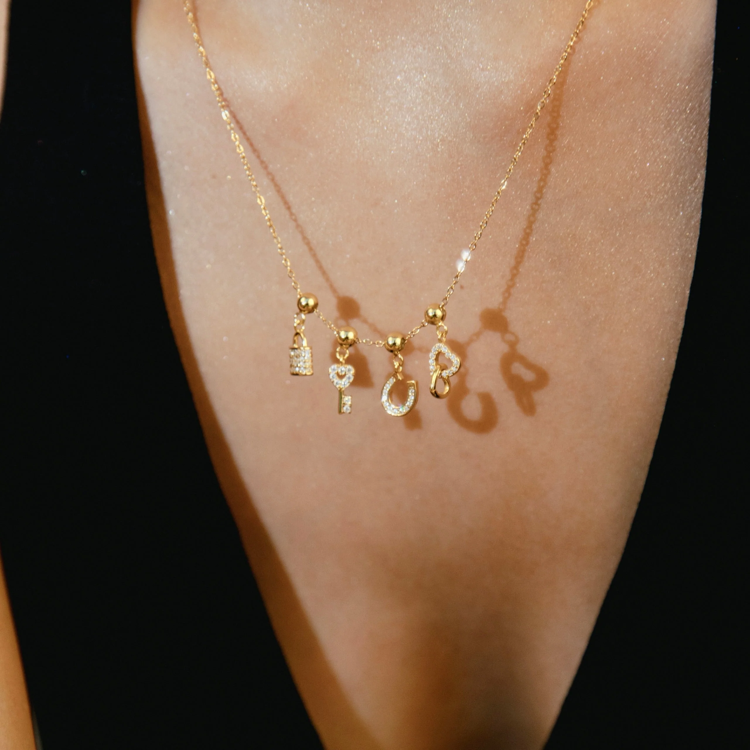 Mi Amor Interlocking Charm Necklace Gold - Image 5