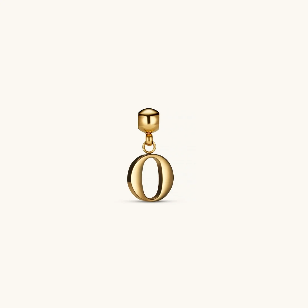 O Classic Initial Charm Gold