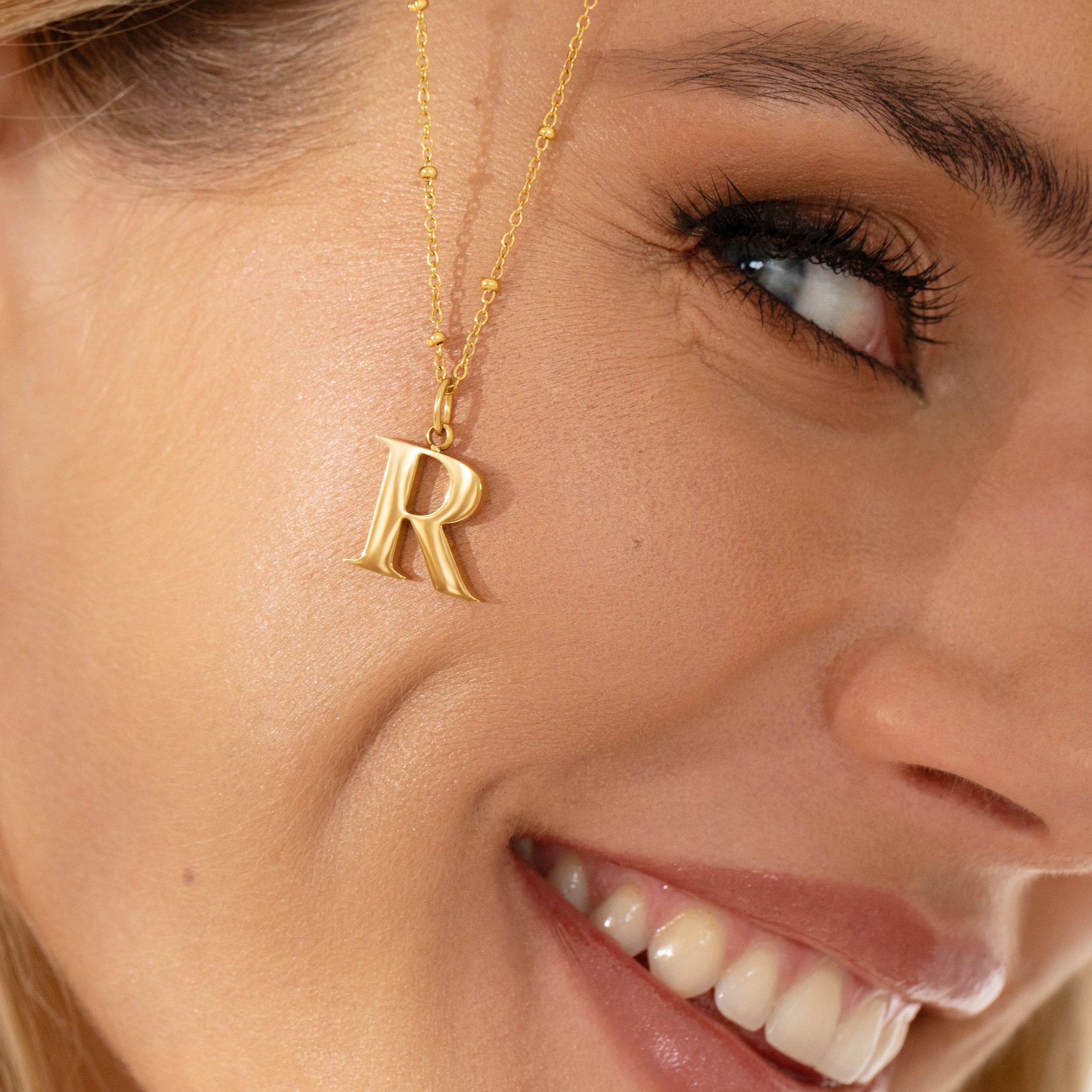 R Initial Necklace Silver - Image 2