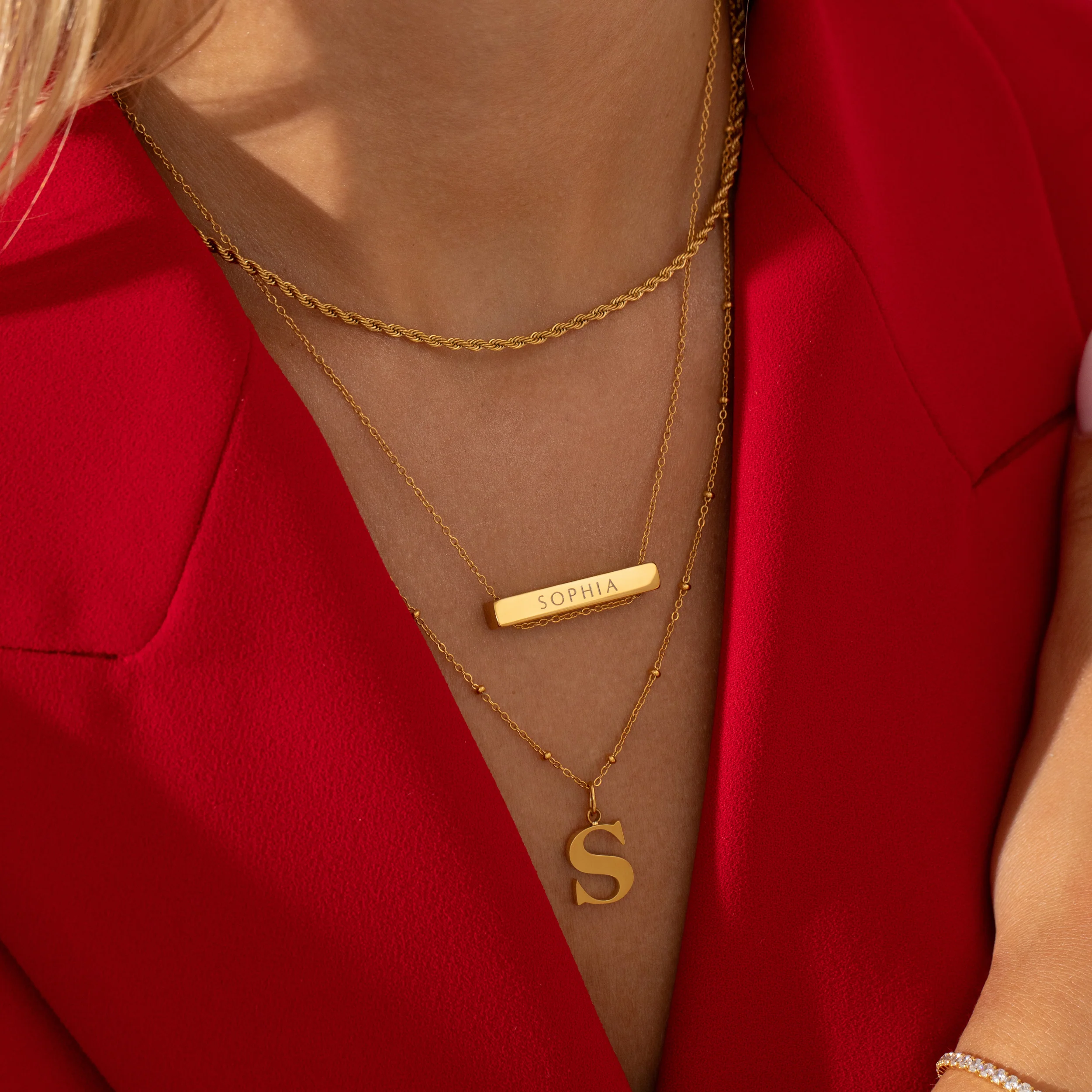U Initial Pendant Necklace Gold - Image 3