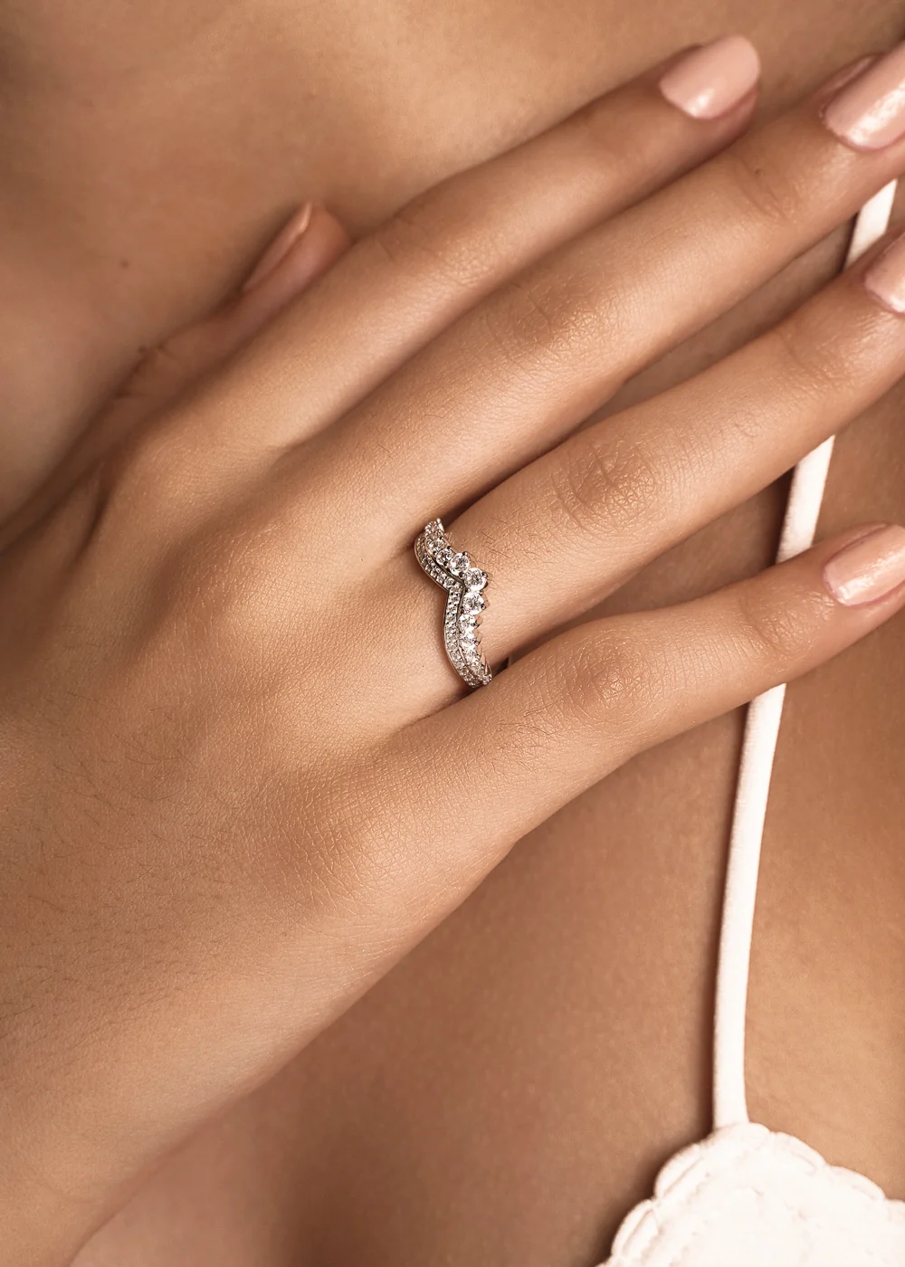 Wishbone Jewel Ring in Silver - Image 6